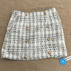 Cupshe mini skirt with buttons